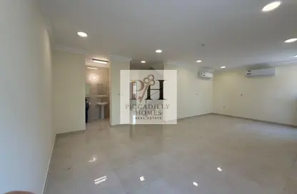 Villa - 6 Bedrooms - 6 Bathrooms for rent in Al Ebb - Al Kheesa - Umm Salal Mohammed