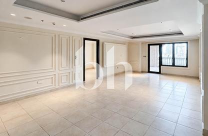 Apartment - 1 Bedroom - 2 Bathrooms for rent in Porto Arabia - The Pearl Island - Doha