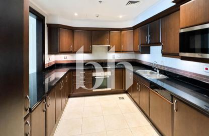 Apartment - 1 Bedroom - 2 Bathrooms for rent in Porto Arabia - The Pearl Island - Doha Apartment - 1 Bedroom - 2 Bathrooms for rent in Porto Arabia - The Pearl Island - Doha
