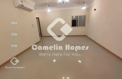 شقة - 2 غرف نوم - 3 حمامات للايجار في المنصورة - الدوحة