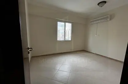 Apartment - 3 Bedrooms - 2 Bathrooms for rent in Muntazah 7 - Al Muntazah - Doha