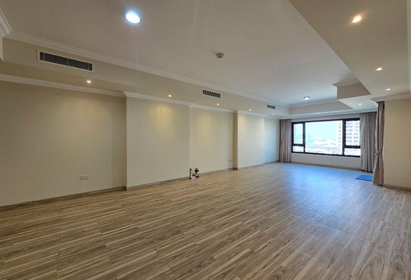 Spacious SF 1BHK |W/ Balcony |Large Windows |Porto