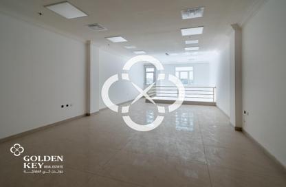 Shop - Studio - 1 Bathroom for rent in Bin Omran - Fereej Bin Omran - Doha