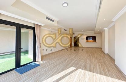 Apartment - 1 - 2 for rent in East Porto Drive - Porto Arabia - The Pearl Island - Doha Apartment - 1 - 2 for rent in East Porto Drive - Porto Arabia - The Pearl Island - Doha