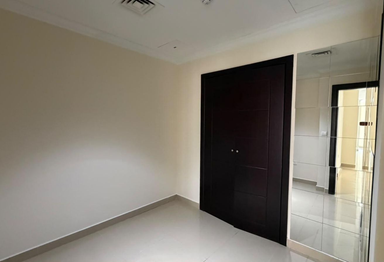 1 + Office Apt I FF I Excluding Bills I Porto Areb thumbnail 7