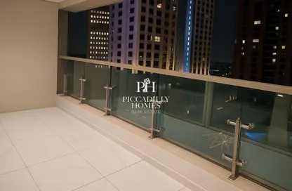 Apartment - 3 Bedrooms - 5 Bathrooms for rent in West Bay Tower - West Bay - West Bay - Doha Apartment - 3 Bedrooms - 5 Bathrooms for rent in West Bay Tower - West Bay - West Bay - Doha