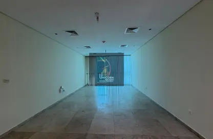 Apartment - 2 Bedrooms - 4 Bathrooms for rent in Zig Zag Tower B - Zig Zag Towers - West Bay - Doha