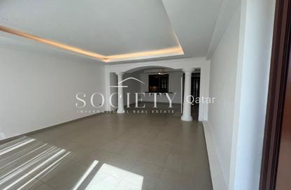 Townhouse - 2 Bedrooms - 2 Bathrooms for rent in East Porto Drive - Porto Arabia - The Pearl Island - Doha