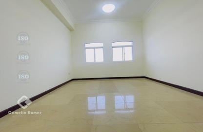 Apartment - 2 Bedrooms - 2 Bathrooms for rent in Al Sadd Road - Al Sadd - Doha