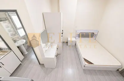Apartment - Studio - 1 Bathroom for rent in Umm Ghwailina Comm - Umm Ghuwalina - Umm Ghuwailina - Doha