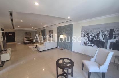 Apartment - 1 Bedroom - 2 Bathrooms for rent in Porto Arabia - The Pearl Island - Doha
