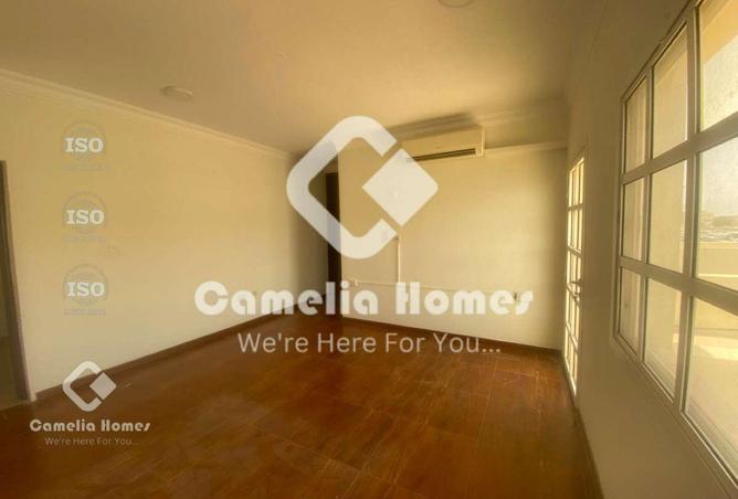 58043774 - Property Image 3