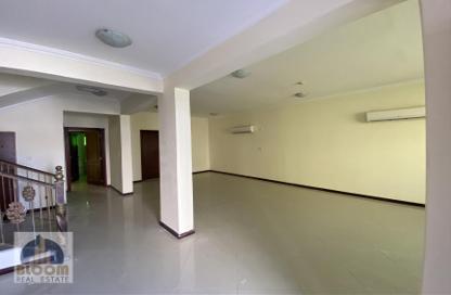 مجمع سكني - 5 غرف نوم - 5 حمامات للايجار في فيلات دار السلام - أبو هامور - الدوحة