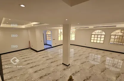 Apartment - 5 Bedrooms - 6 Bathrooms for rent in West Bay Lagoon - West Bay Lagoon - Doha