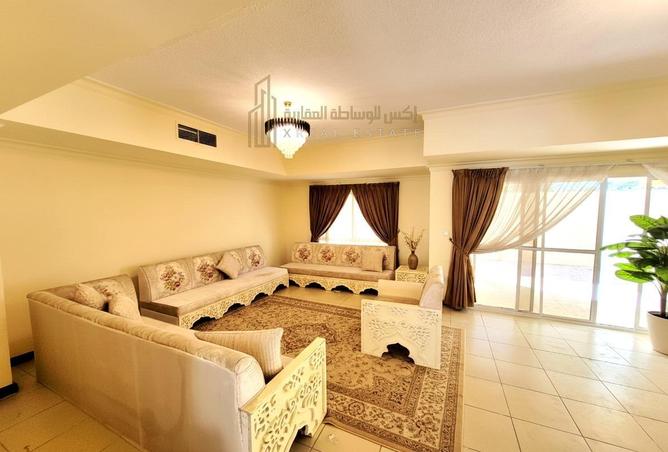 51525555 - Property Image 2