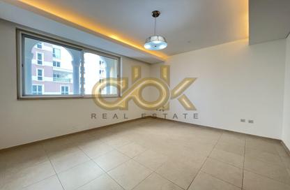 Apartment - 1 - 2 for rent in Viva West - Viva Bahriyah - The Pearl Island - Doha