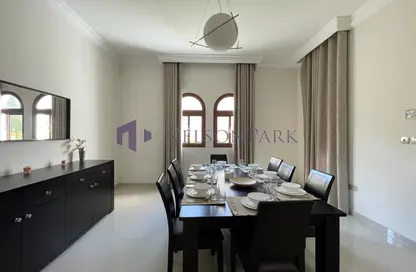 Compound - 4 Bedrooms - 5 Bathrooms for rent in Al Messila - Al Messila - Doha