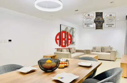 شقة - 3 غرف نوم - 4 حمامات للايجار في برج البدع - شارع الكورنيش - شارع الكورنيش - الدوحة