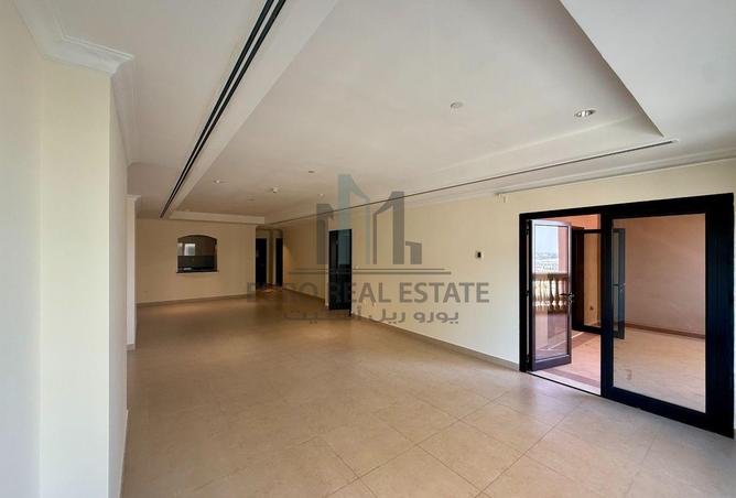 56618162 - Property Image 3