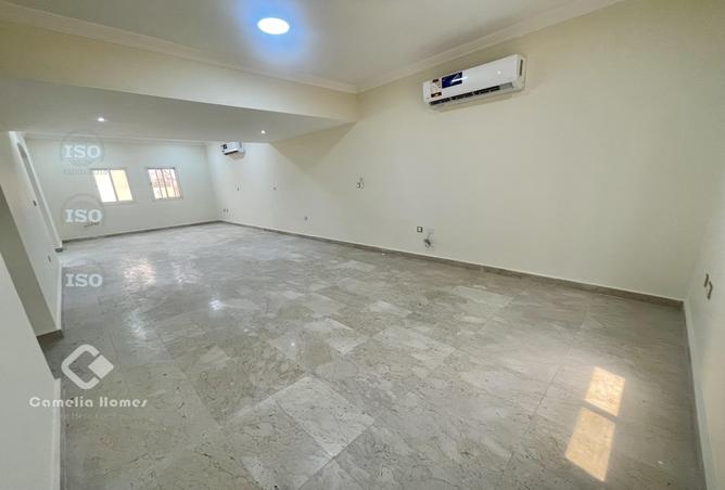 52222943 - Property Main Image