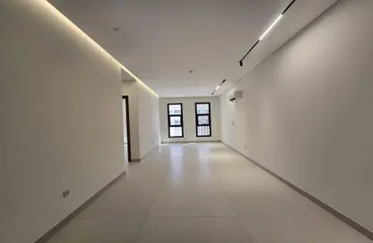 شقة - غرفة نوم - 2 حمامات للايجار في شارع الوعب - الوعب - الدوحة