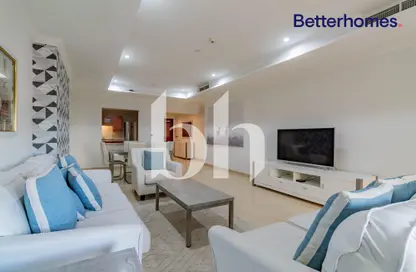 Apartment - 1 Bedroom - 2 Bathrooms for rent in West Porto Drive - Porto Arabia - The Pearl Island - Doha