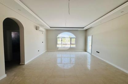 Villa - Studio - 6 Bathrooms for rent in Al Markhiya - Doha
