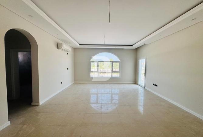 60443710 - Property Image 3