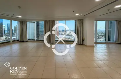 Duplex - 3 Bedrooms - 3 Bathrooms for rent in West Bay Tower - West Bay - West Bay - Doha