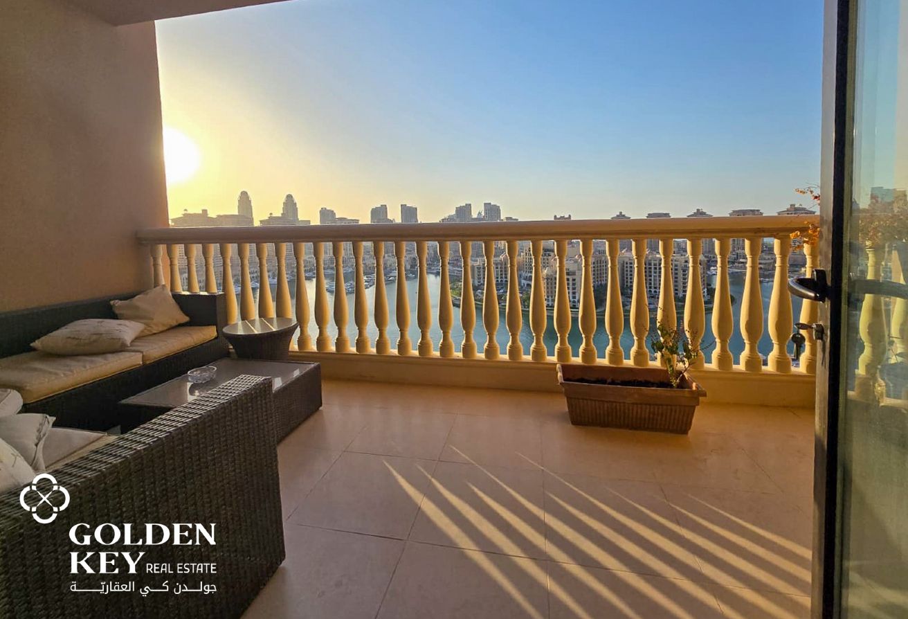 Exceptional 2 Bedrooms with Full Marina View