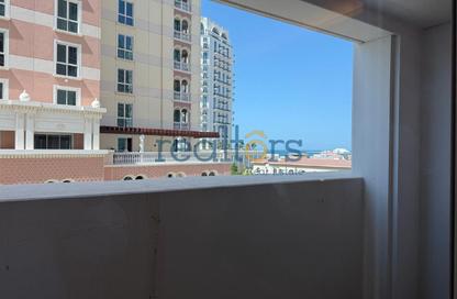 Apartment - Studio - 1 Bathroom for rent in Viva East - Viva Bahriyah - The Pearl Island - Doha