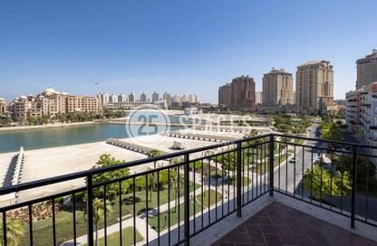 Apartment - 3 Bedrooms - 4 Bathrooms for rent in Carnaval - Qanat Quartier - The Pearl Island - Doha