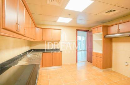 Apartment - 2 Bedrooms - 4 Bathrooms for rent in West Bay Tower - West Bay - West Bay - Doha Apartment - 2 Bedrooms - 4 Bathrooms for rent in West Bay Tower - West Bay - West Bay - Doha