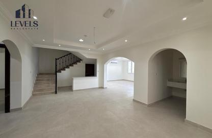 Villa - 6 Bedrooms - 6 Bathrooms for rent in Al Dana st - Muraikh - AlMuraikh - Doha