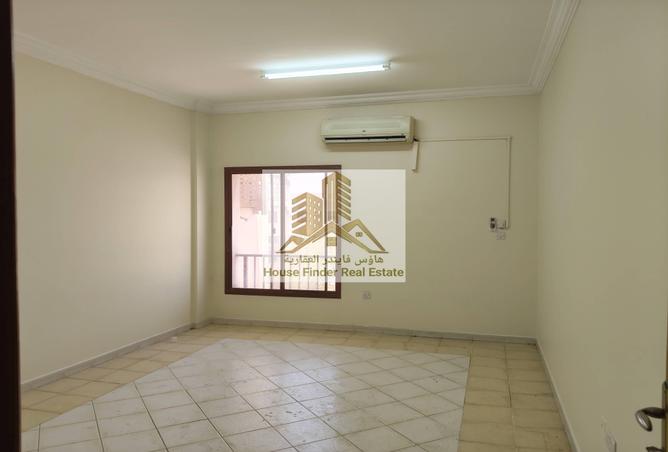 56927709 - Property Image 2