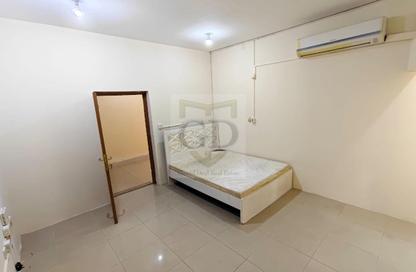 Apartment - Studio - 1 for rent in Onaiza - Doha