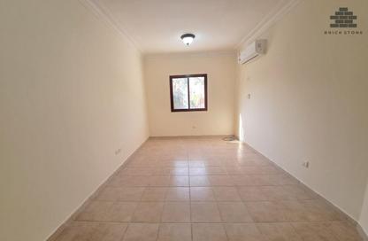 Apartment - 2 Bedrooms - 2 Bathrooms for rent in Anas Street - Fereej Bin Mahmoud North - Fereej Bin Mahmoud - Doha