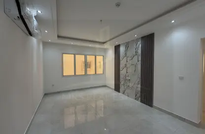 Apartment - 2 Bedrooms - 2 Bathrooms for rent in Bin Dirham 1 - Al Mansoura - Doha Apartment - 2 Bedrooms - 2 Bathrooms for rent in Bin Dirham 1 - Al Mansoura - Doha
