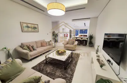 Villa - 4 Bedrooms - 6 Bathrooms for rent in Wadi Al Markh - Muraikh - AlMuraikh - Doha
