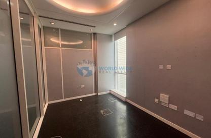 Office Space - Studio - 2 Bathrooms for rent in Umm Ghwailina Comm - Umm Ghuwalina - Umm Ghuwailina - Doha