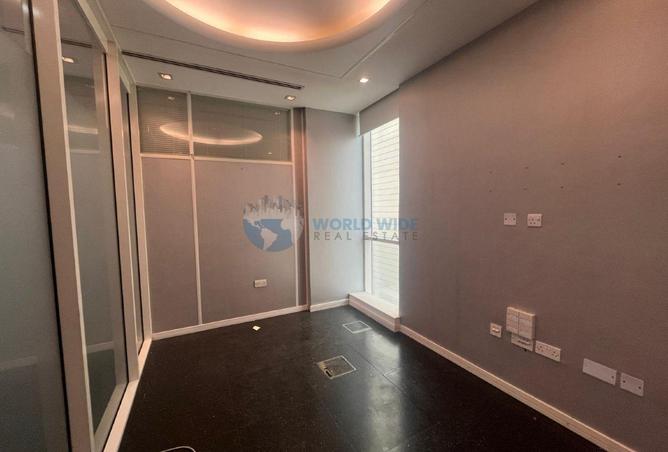 54640216 - صورة العقار 2