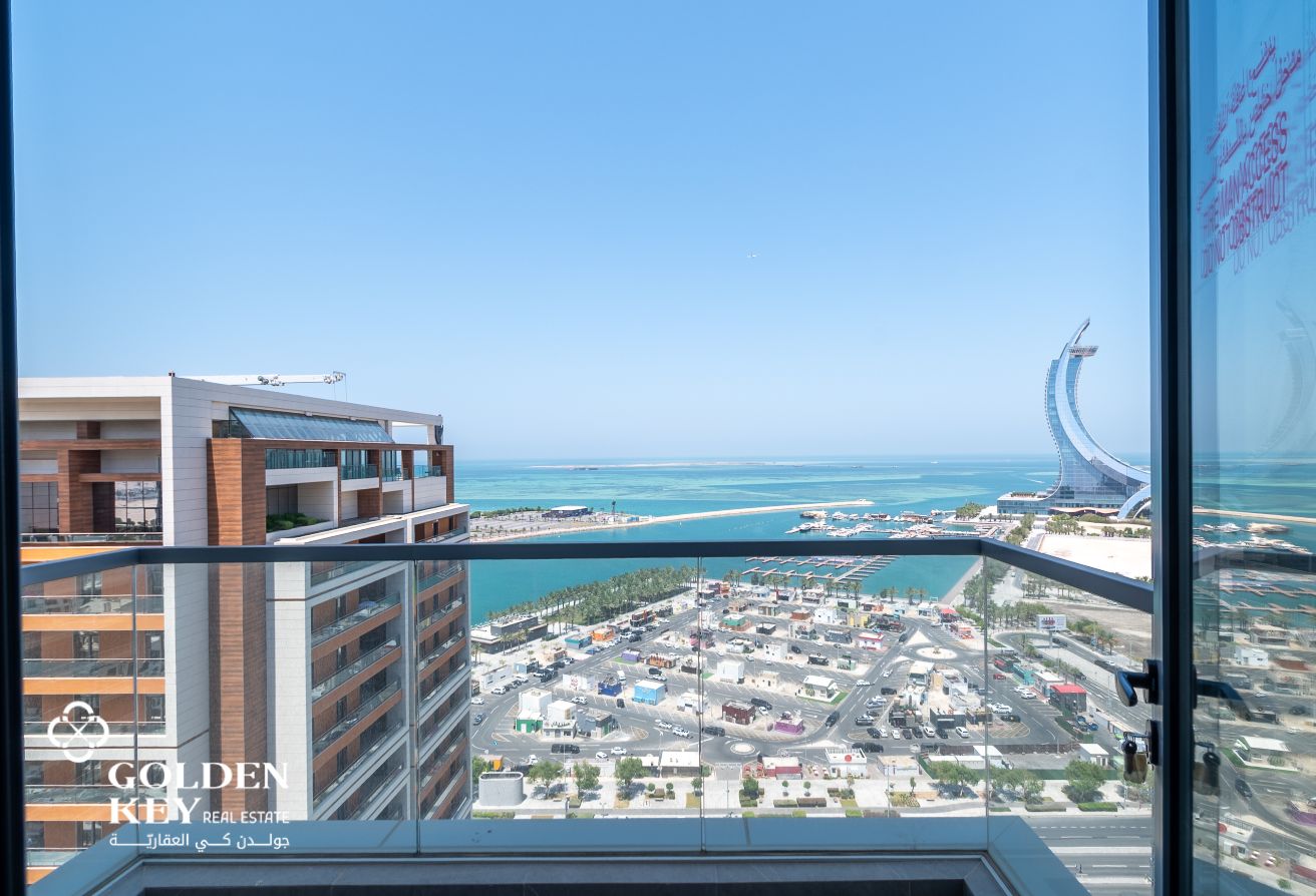 Exclusive 4BR+Maid Penthouse with Terrace | Lusail