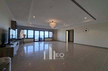 Apartment - 3 Bedrooms - 4 Bathrooms for rent in East Porto Drive - Porto Arabia - The Pearl Island - Doha