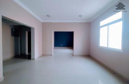 Apartment - 3 Bedrooms - 2 Bathrooms for rent in Najma 28 - Ibn Dirhem Street - Najma - Doha