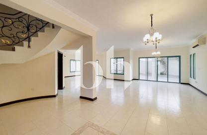 Villa - 4 Bedrooms - 4 Bathrooms for rent in Old Airport Road - Old Airport Road - Doha