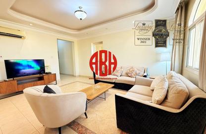 Apartment - 2 Bedrooms - 3 Bathrooms for rent in Al Sadd Road - Al Sadd - Doha