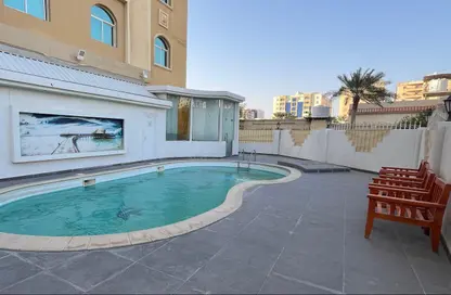 Apartment - 2 Bedrooms - 3 Bathrooms for rent in Al Doha Plaza - Al Sadd - Al Sadd - Doha
