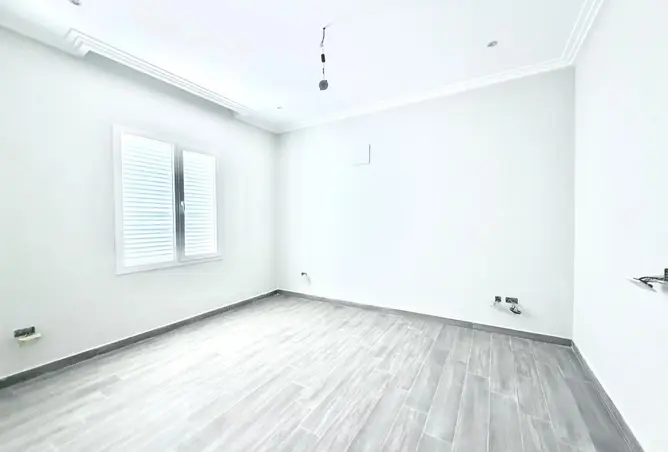 57515225 - Property Image 3