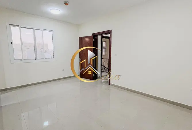 62353365 - Property Image 2