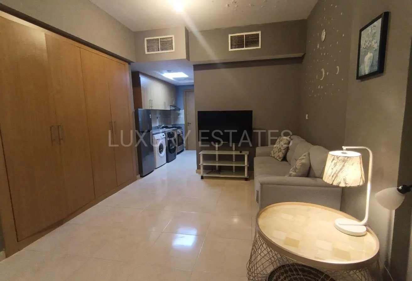 62411078 - Property Main Image